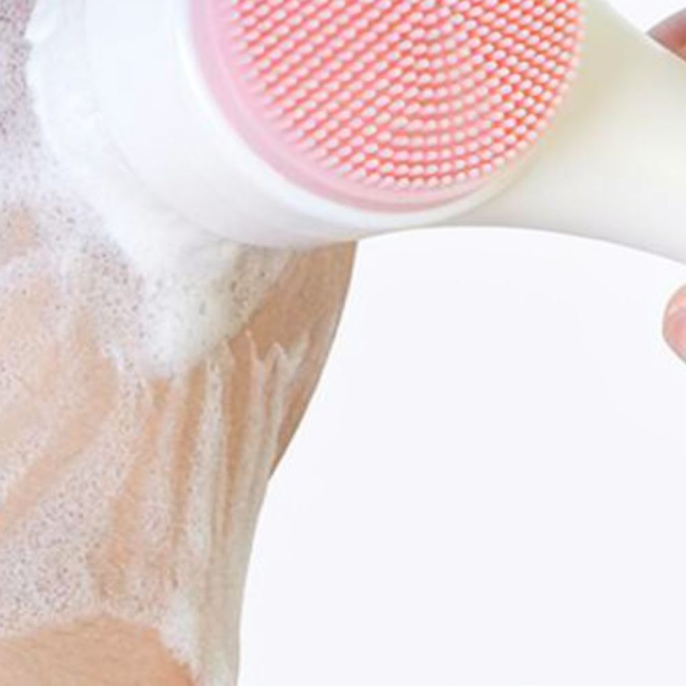 فرشاة تنظيف الوجه المصنوعة من  - مراجعة Silicone Face Scrubber Electric وسعره